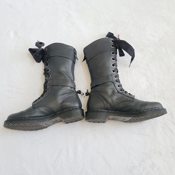 Dr. Martens Triumph Dark Green Combat Foldover Boots with Ribbon Laces Size 8 - Picture 3 of 14